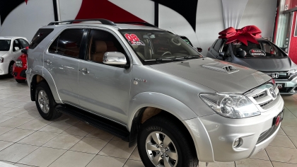 Toyota Hilux SW4 3.0 SRV 4X4 16V TURBO INTERCOOLER DIESEL 4P AUTOMÁTICO