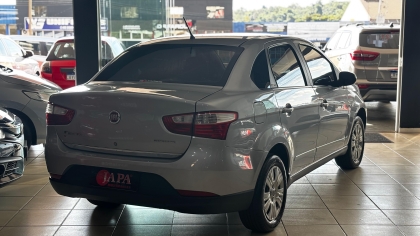 Fiat Grand Siena 1.4 MPI ATTRACTIVE 8V FLEX 4P MANUAL