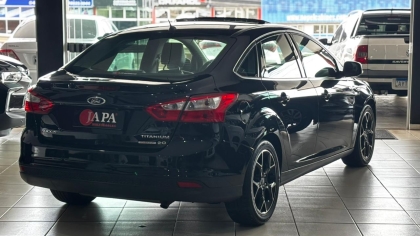 Ford Focus 2.0 TITANIUM 16V FLEX 4P AUTOMÁTICO