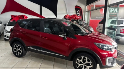Renault CAPTUR 1.6 INTENSE CVT