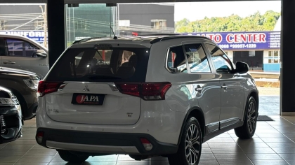 Mitsubishi OUTLANDER 3.0 GT