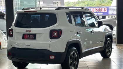Jeep Renegade 1.8 16V FLEX 4P AUTOMÁTICO